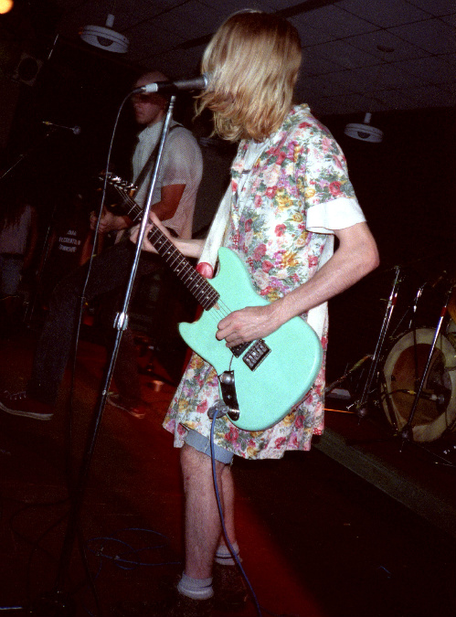 Kurt Cobain: vocero de una generación y feminista | ¿Quién dijo que el rock  es solo para hombres?